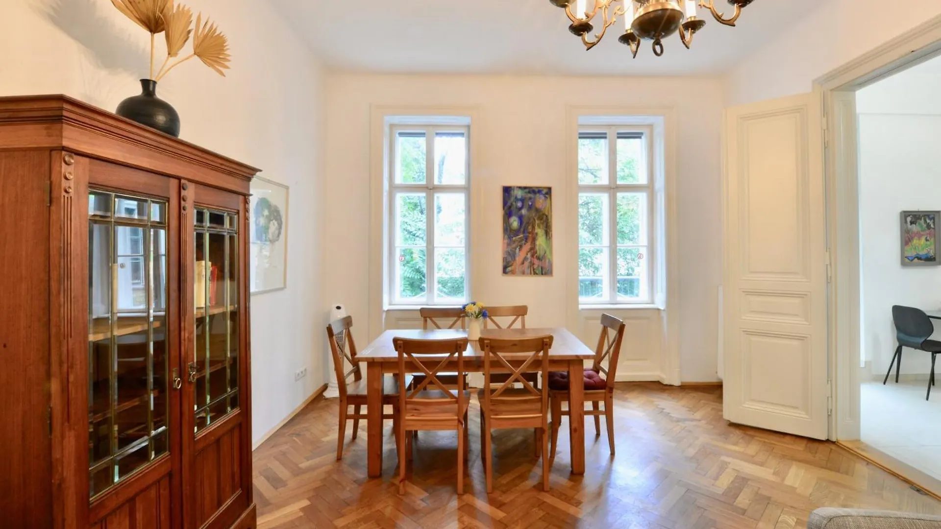Central & Charming Viennese Flat Apartment Vienna