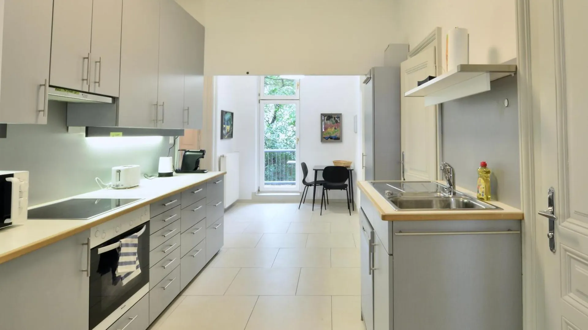 Apartment Central & Charming Viennese Flat