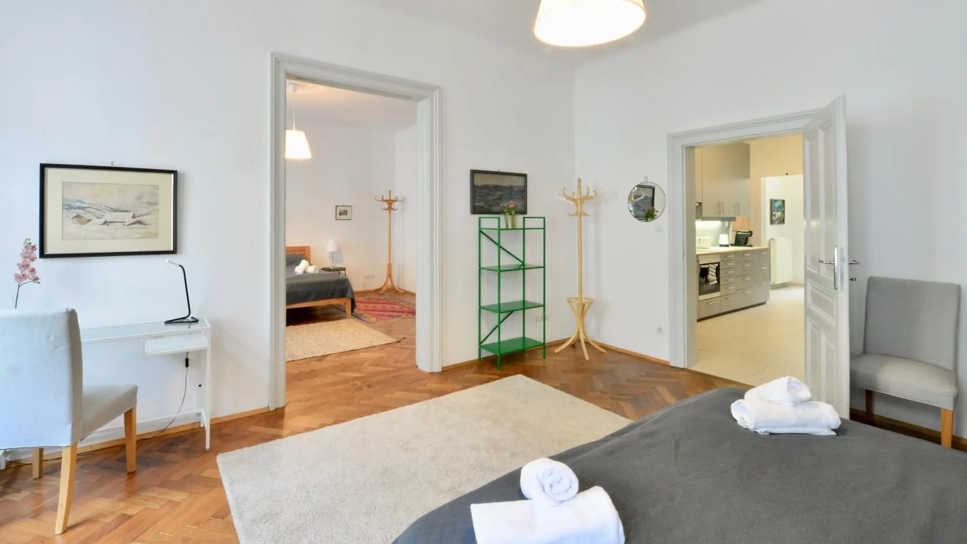 Central & Charming Viennese Flat Vienna
