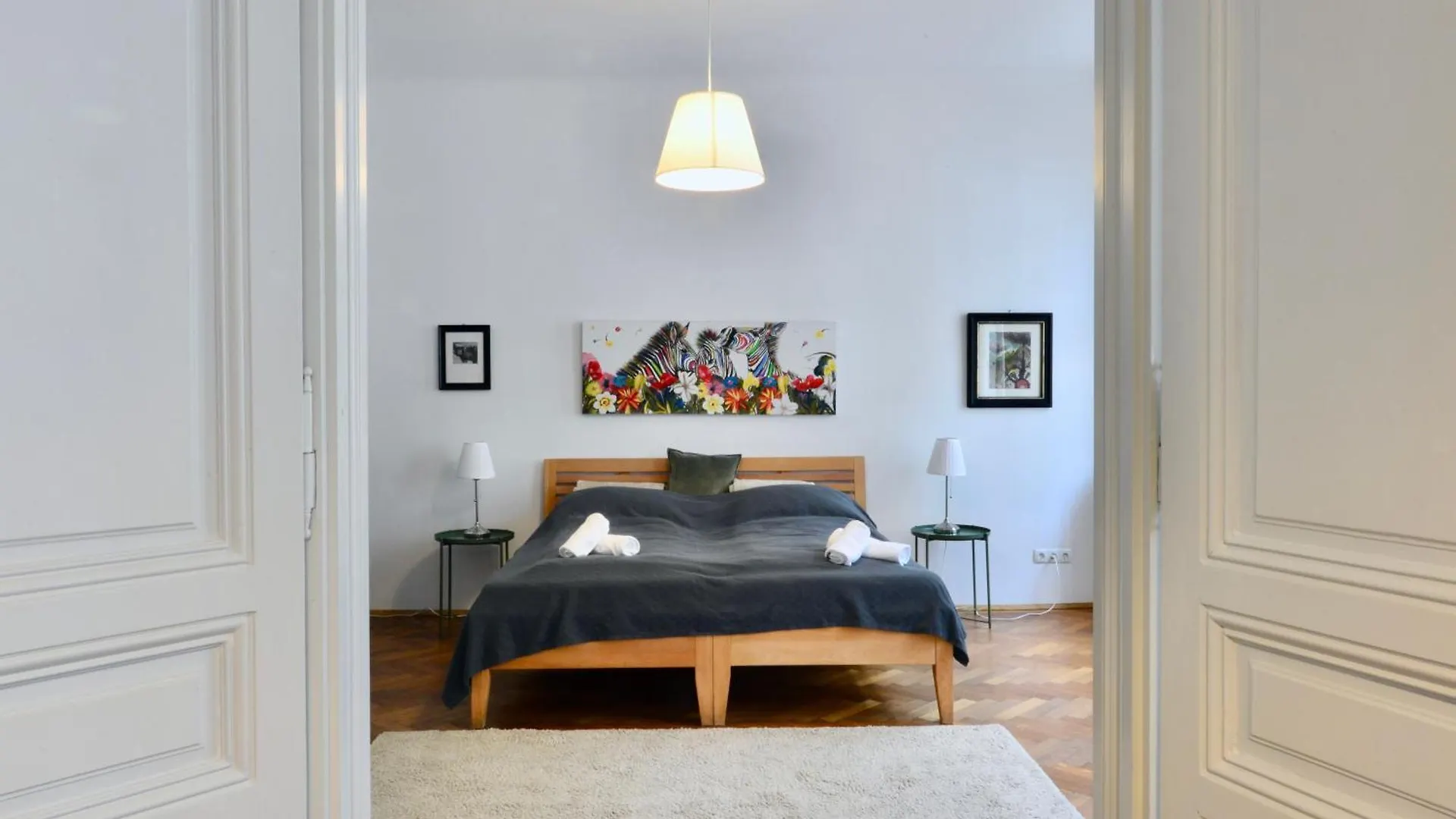 Apartment Central & Charming Viennese Flat