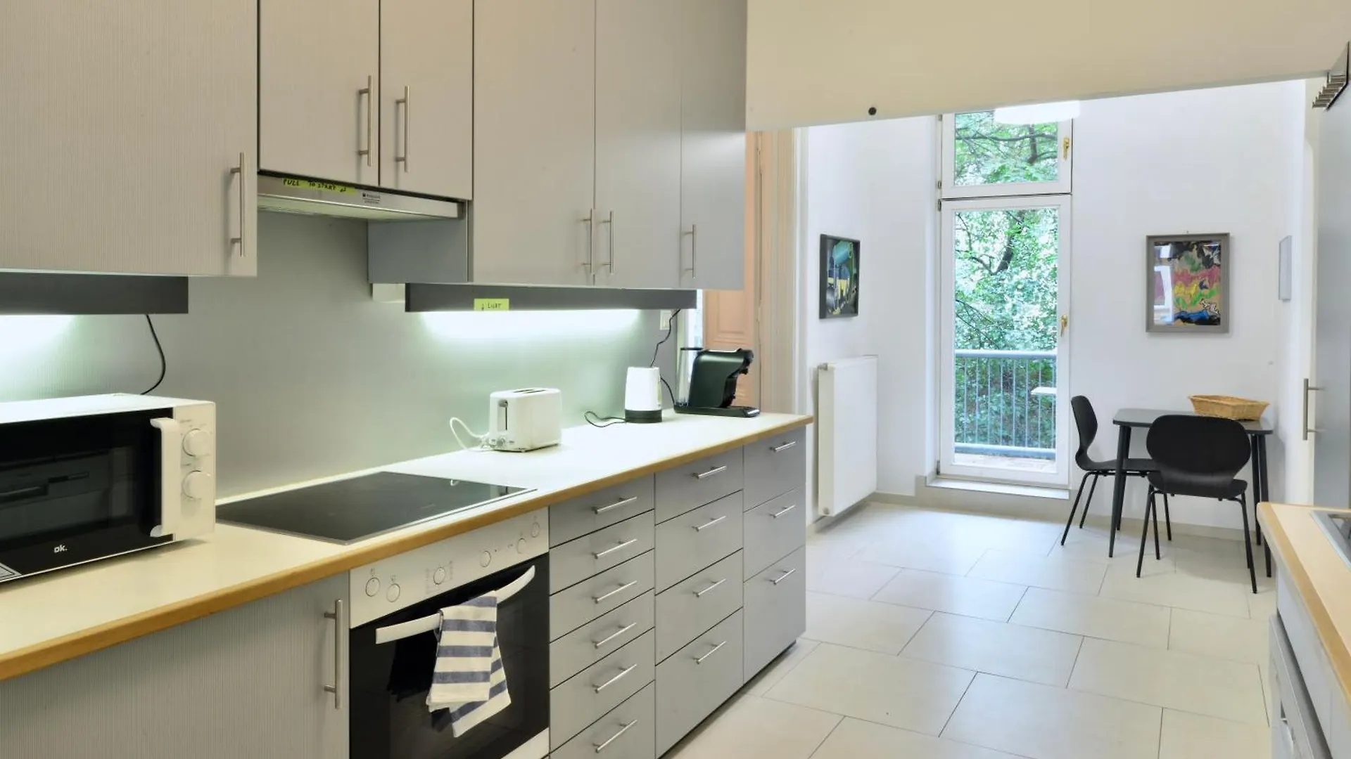 Apartment Central & Charming Viennese Flat
