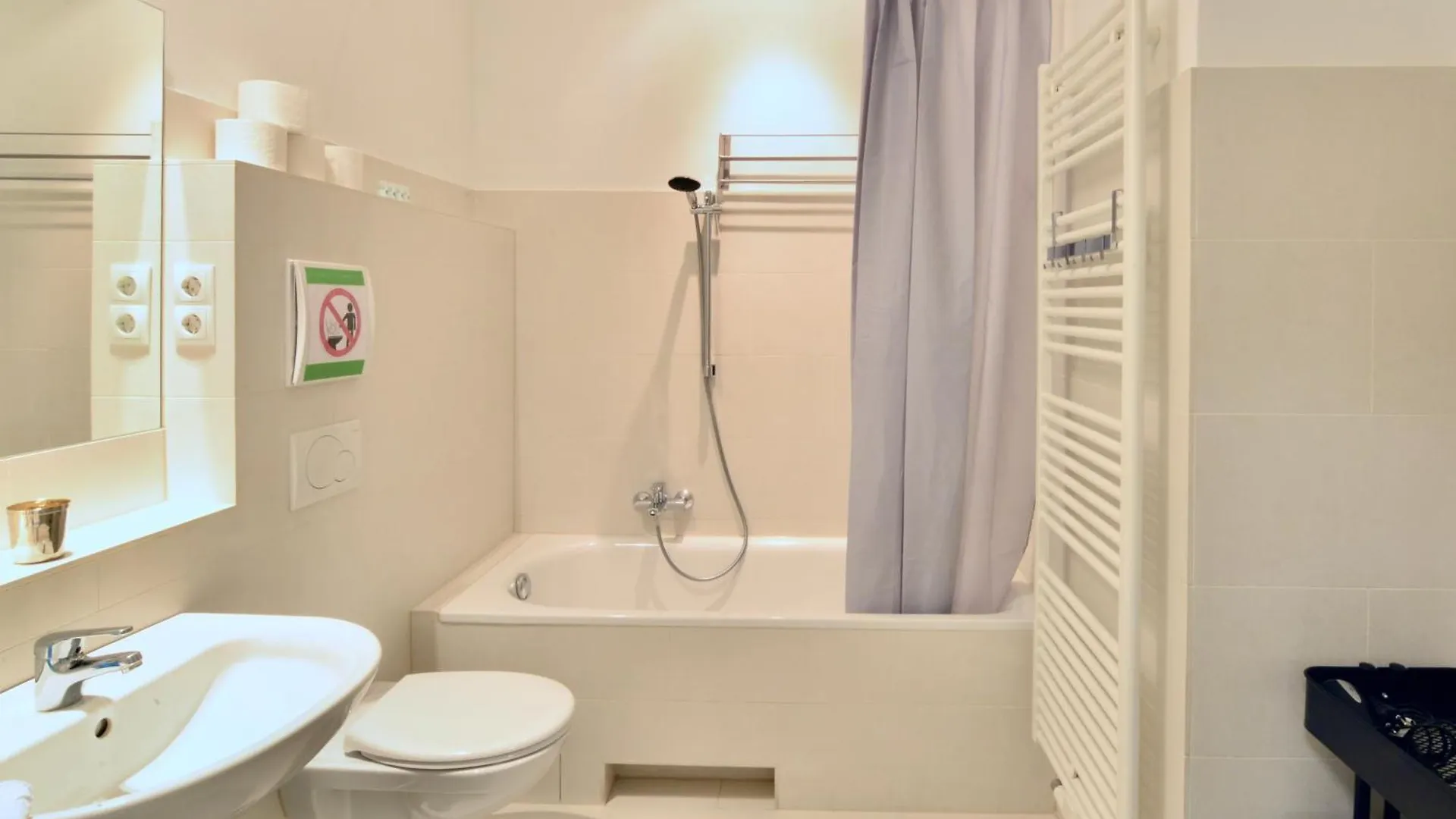 Central & Charming Viennese Flat Apartment Vienna