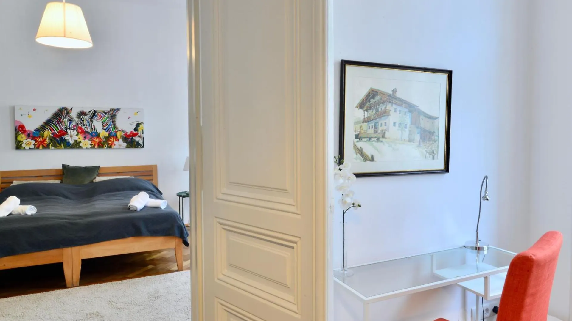 Apartment Central & Charming Viennese Flat Austria