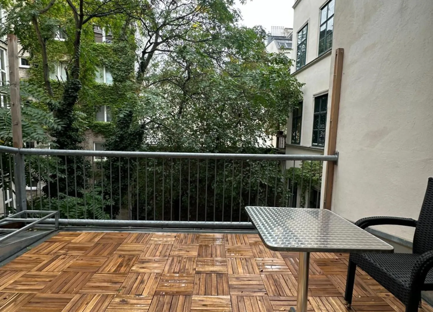 Apartment Central & Charming Viennese Flat Austria